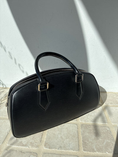 Louis Vuitton Handbags (Pre-owned)
