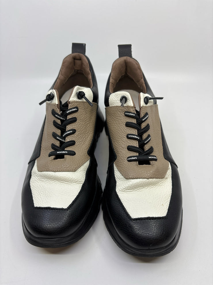 Wonders Size 39 Sneakers (Pre-owned)