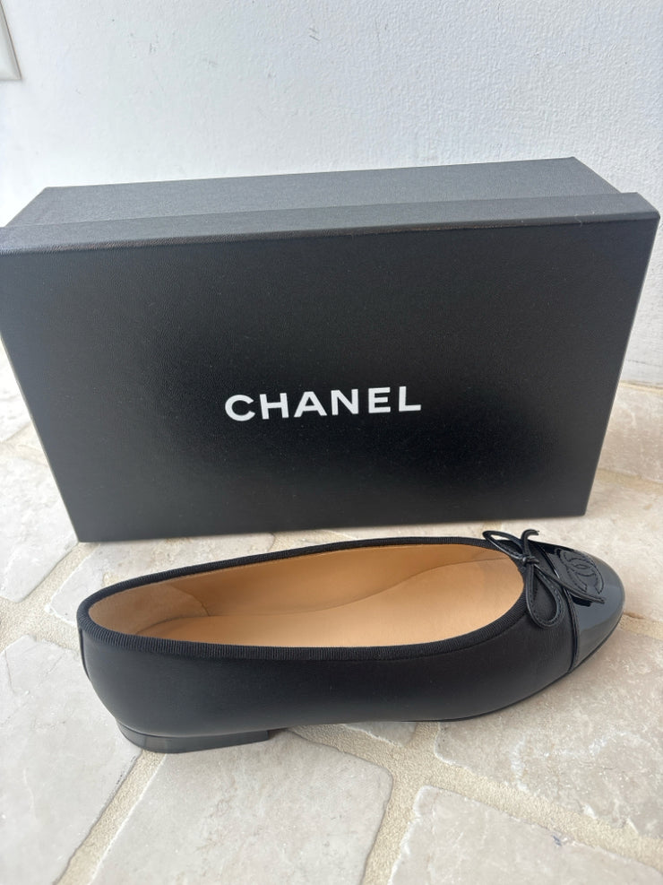 Chanel Size 38 Shoes (Pre-owned)