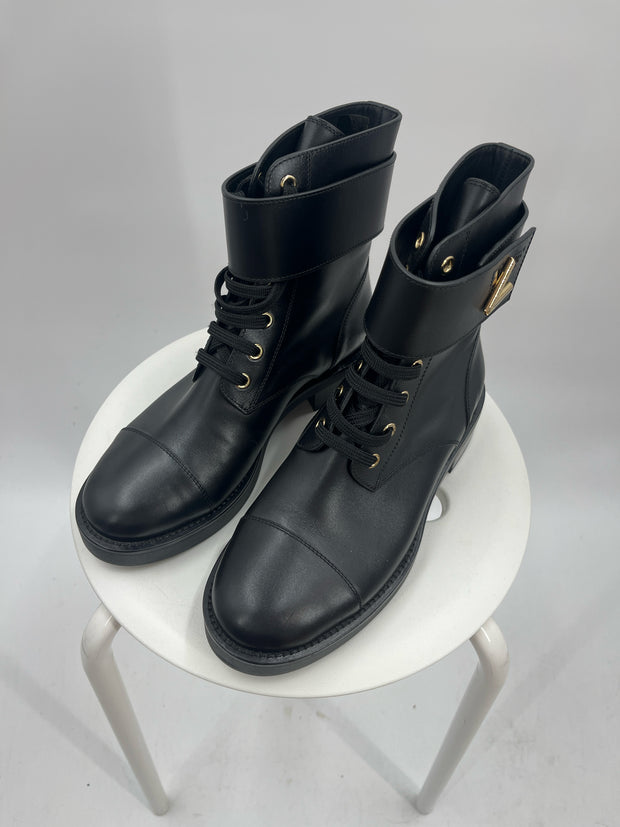 Louis Vuitton Size 38 Boots (Pre-owned)