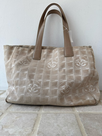 Chanel Handbags (Pre-owned)