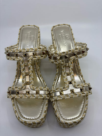 Valentino Size 39 Shoes (Pre-owned)