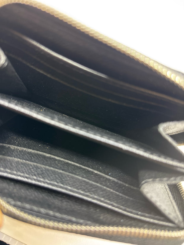 Louis Vuitton Wallets (Pre-owned)