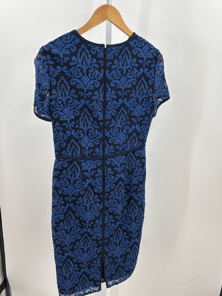 St John Size 6 Dresses (Pre-owned)