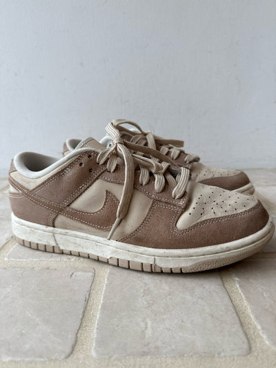 Nike Size 9.5 Shoes (Pre-owned)