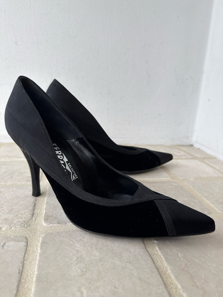 Ferragamo Size 7 Shoes (Pre-owned)