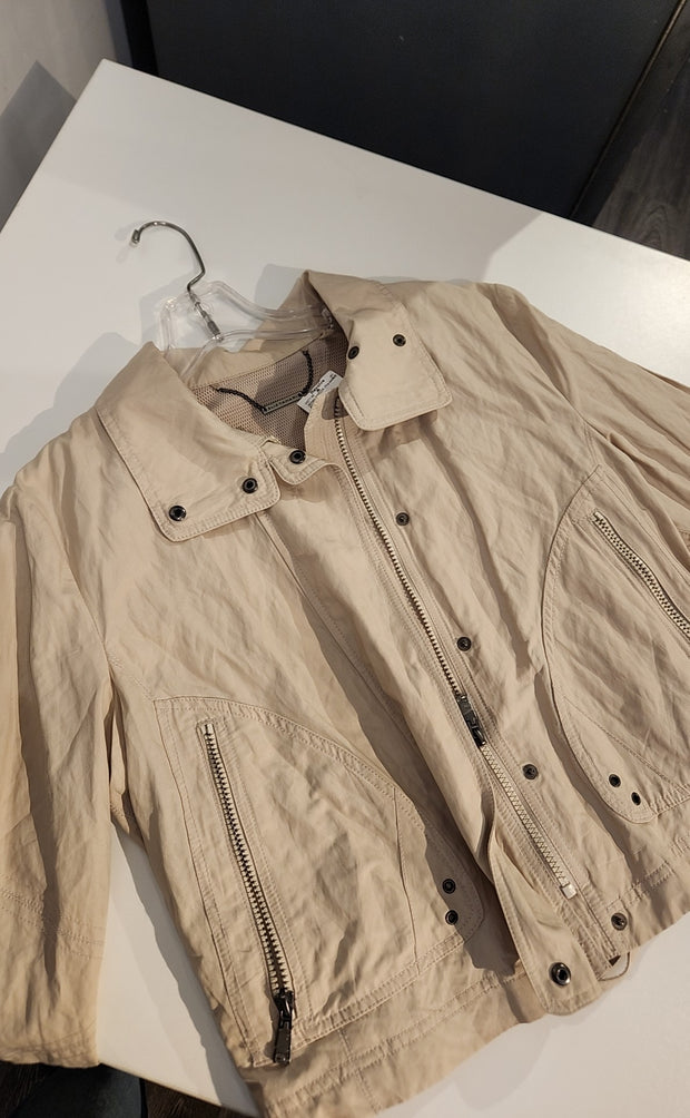 Elie Tahari Jackets INDOOR (Pre-owned)
