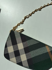 Burberry Handbags (Pre-owned)
