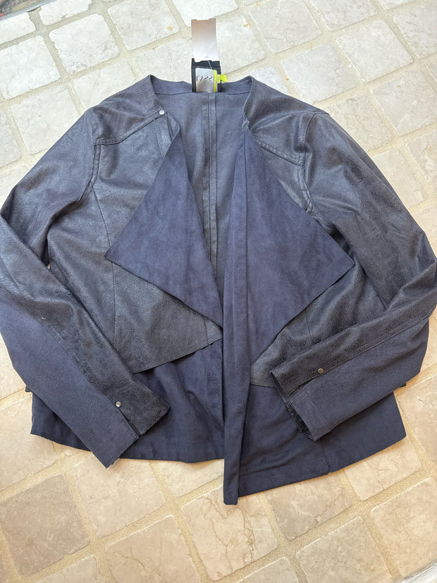 Lysee Jackets INDOOR (Pre-owned)