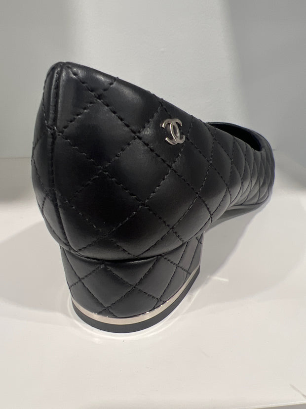 Chanel Size 36.5 Shoes (Pre-owned)