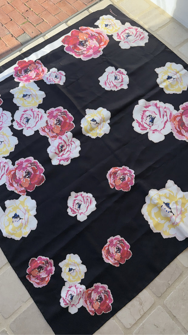 Chanel Scarves (Pre-owned)