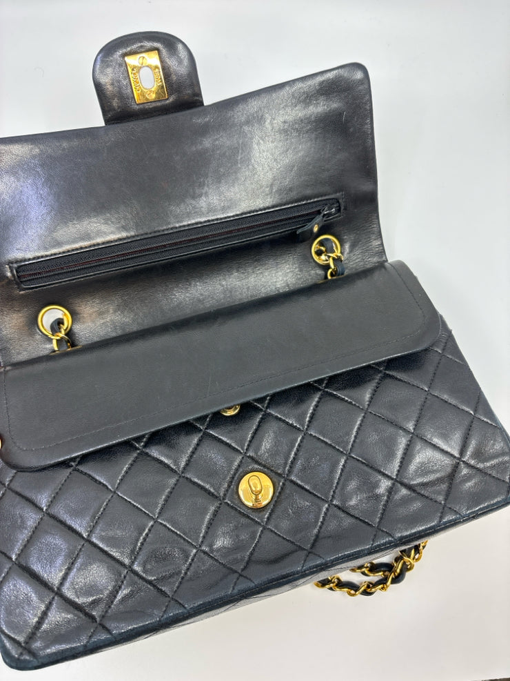 Chanel Handbags (Pre-owned)