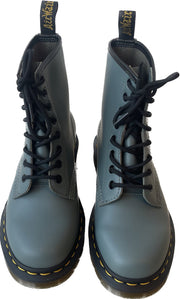 Doc Martens Size 6 Boots (Pre-owned)