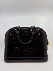 Louis Vuitton Handbags (Pre-owned)