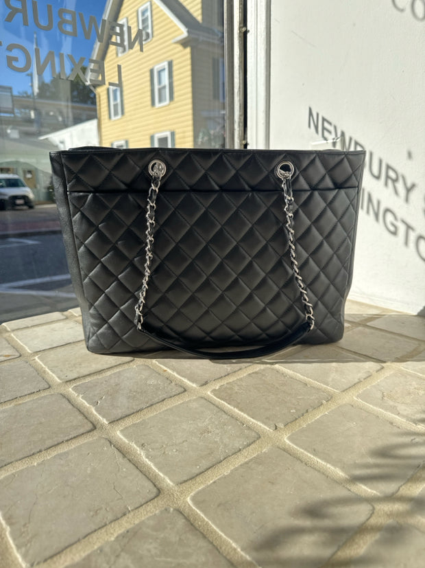 Chanel Handbags (Pre-owned)
