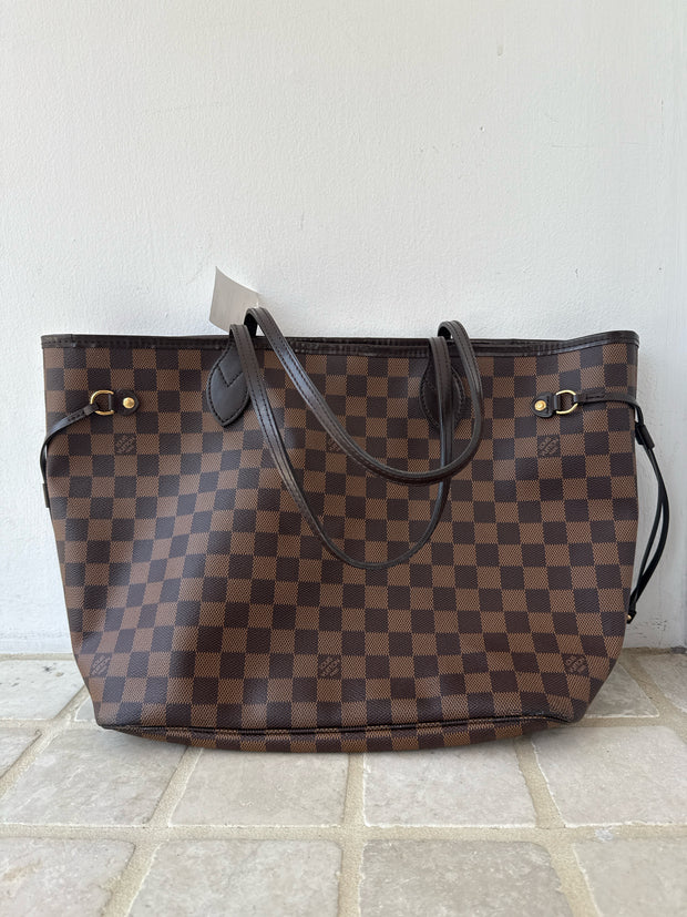 Louis Vuitton Handbags (Pre-owned)