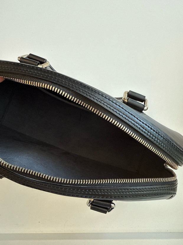 Louis Vuitton Handbags (Pre-owned)