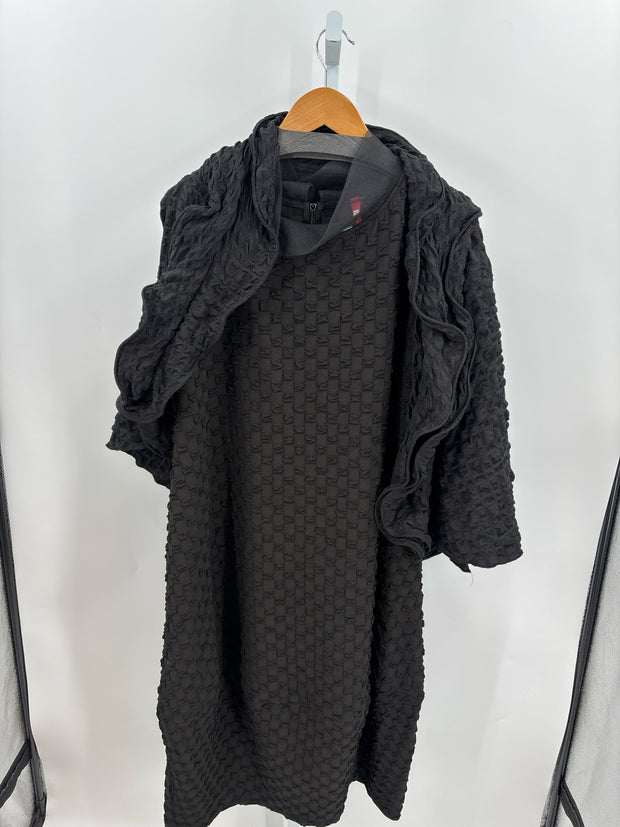 IC by Connie K Suits (Pre-owned)