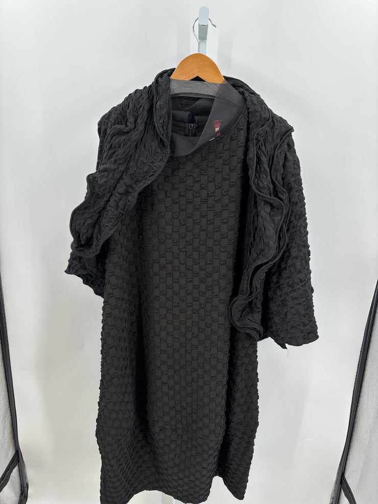 IC by Connie K Suits (Pre-owned)