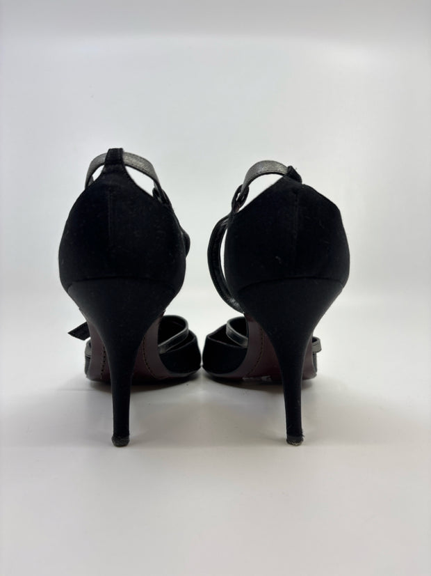 Chanel Size 37.5 Shoes (Pre-owned)