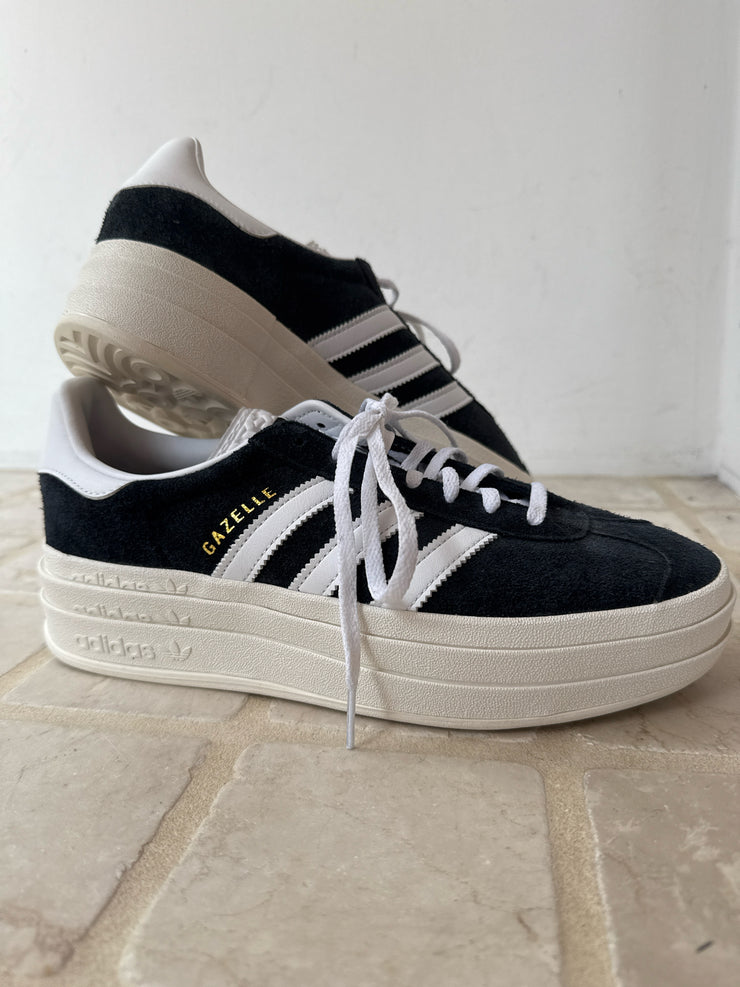 Adidas Size 10 Sneakers (Pre-owned)