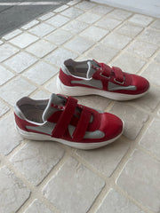 Prada Size 37.5 Sneakers (Pre-owned)