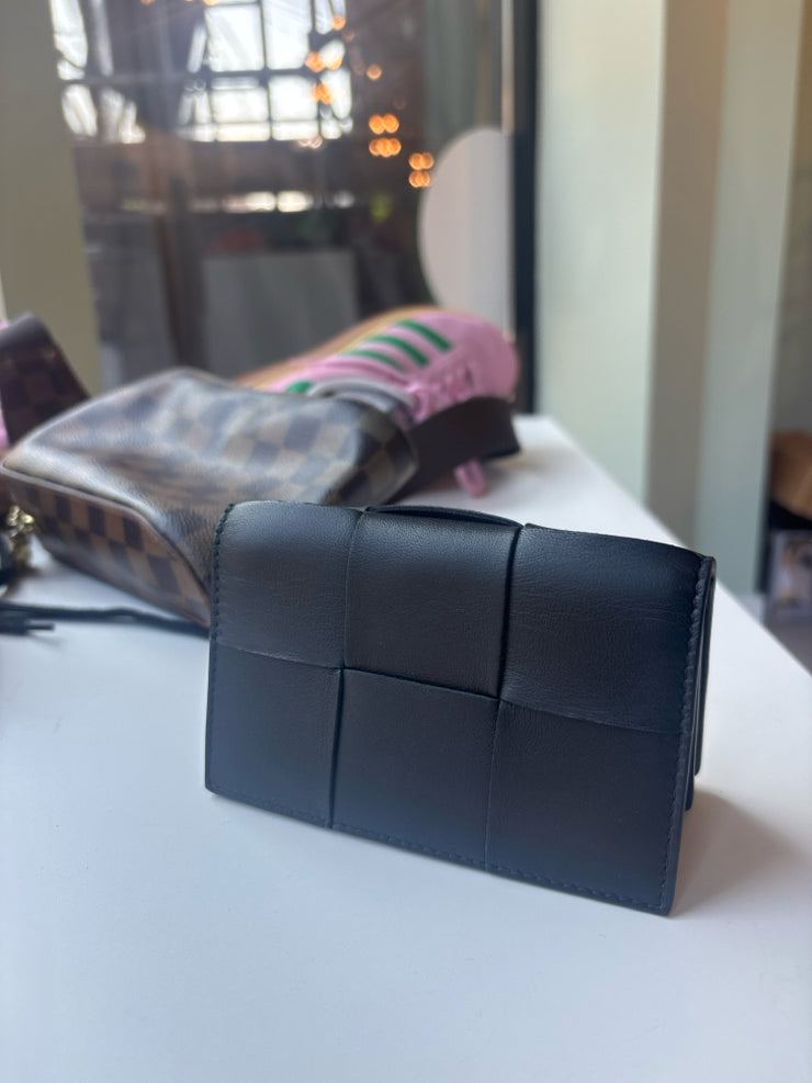 Bottega Veneta Handbags (Pre-owned)