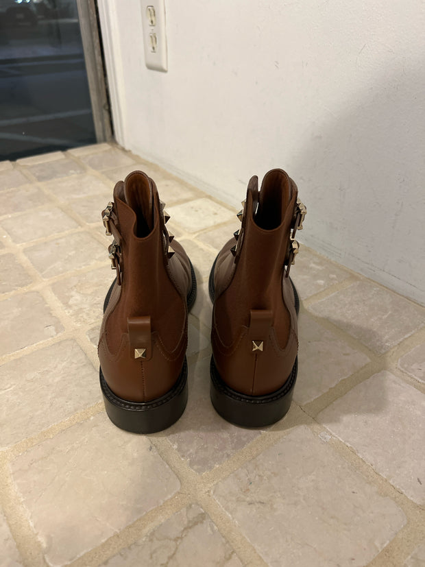 Valentino Size 38.5 Boots (Pre-owned)