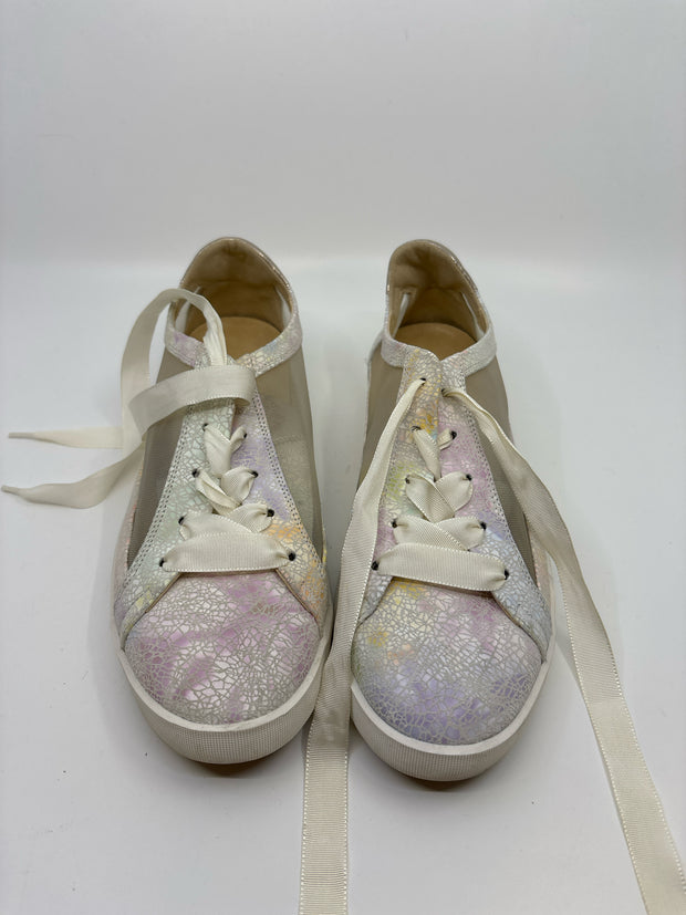 Wish Size 39.5 Sneakers (Pre-owned)
