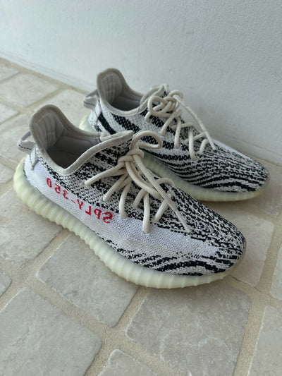 Yeezy Shoes (Pre-owned)