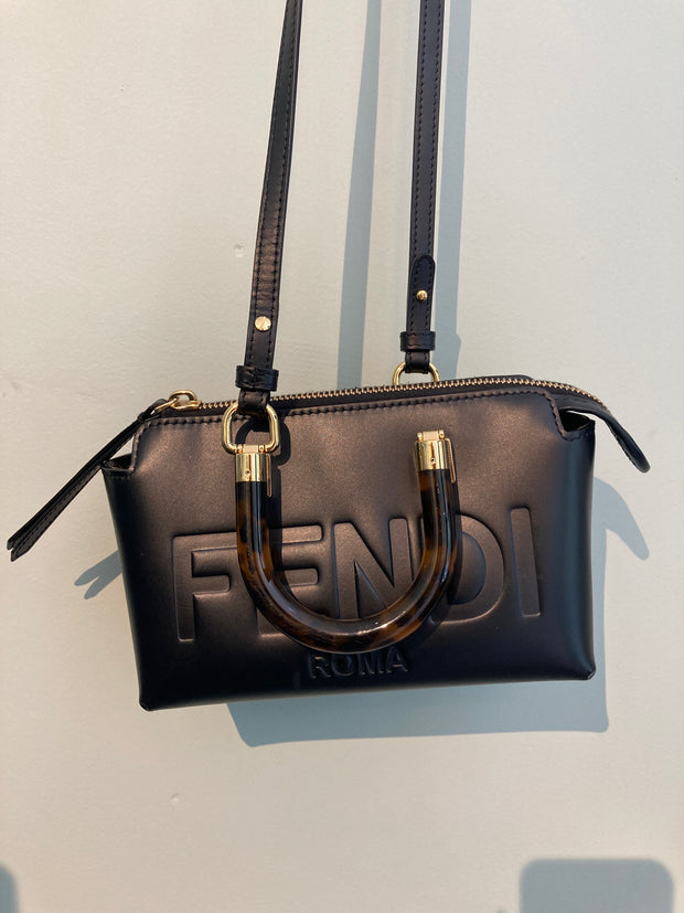 Fendi Handbags (Pre-owned)