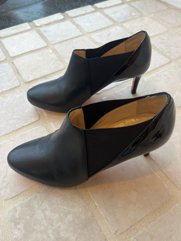 Christian Louboutin Size 36.5 Shoes (Pre-owned)