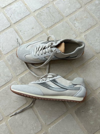 Vince Size 7.5 Sneakers (Pre-owned)
