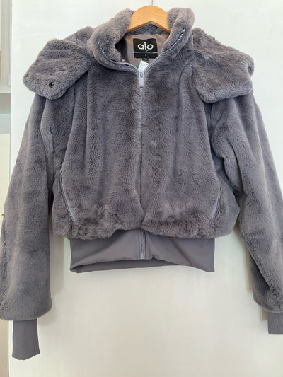 Alo Jackets INDOOR (Pre-owned)