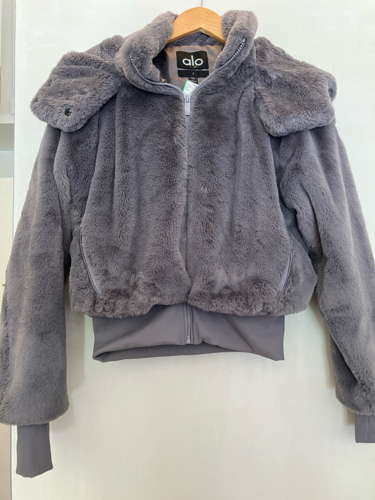 Alo Jackets INDOOR (Pre-owned)