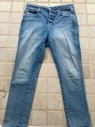 AMO Jeans (Pre-owned)
