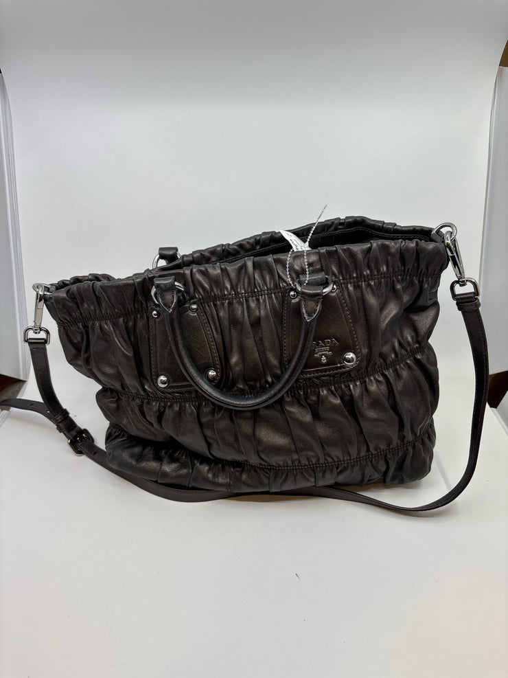 Prada Handbags (Pre-owned)