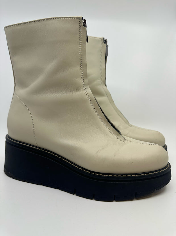 C Le Canadienne Boots (Pre-owned)