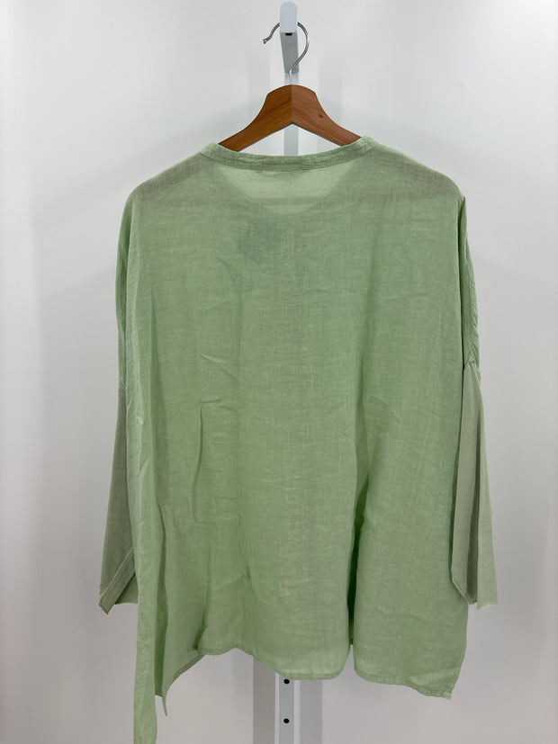 Clemente Size 3 Shirts (Pre-owned)