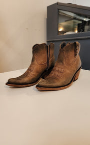 Liberty Black Size 6 Boots (Pre-owned)