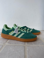 Adidas Size 5.5 Shoes (Pre-owned)