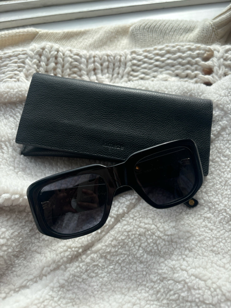 Kimeze Sunglasses (Pre-owned)