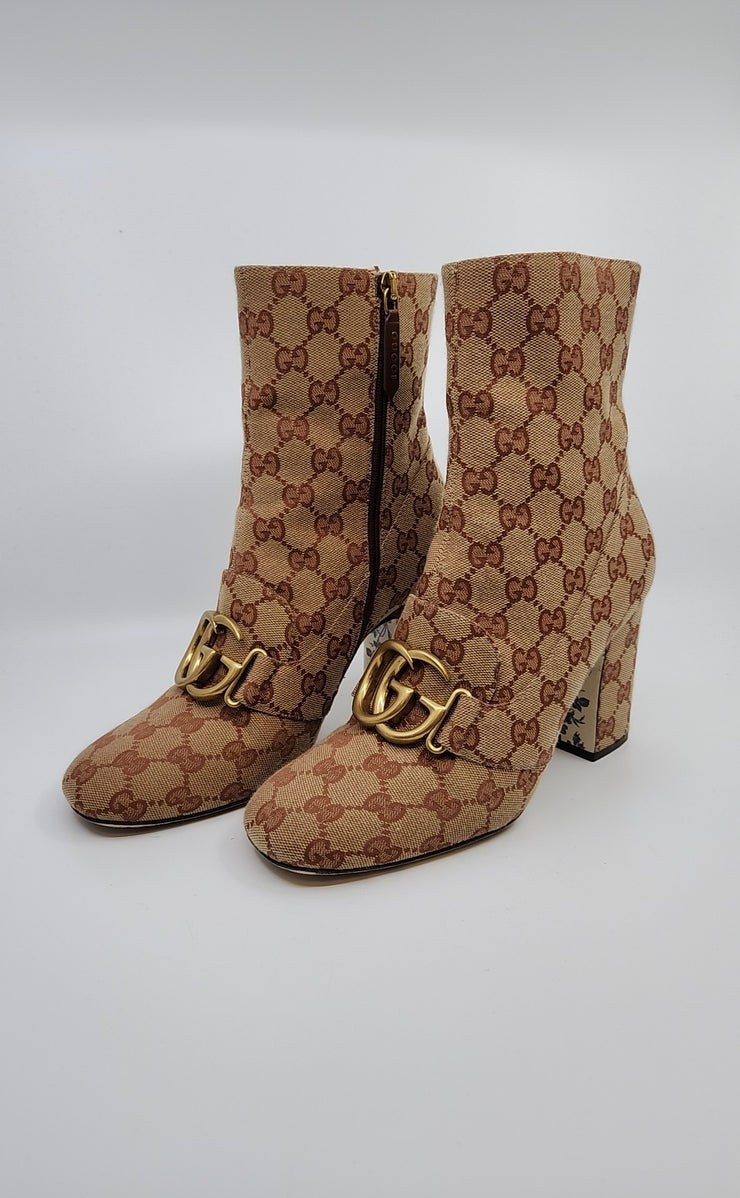 Gucci Size 39 Boots (Pre-owned)