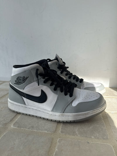 Nike Size 7 Shoes (Pre-owned)