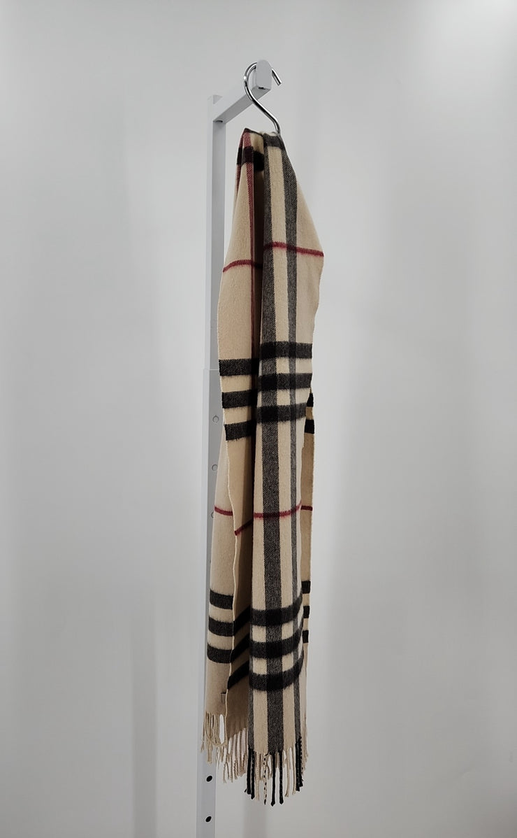 Burberry Scarves (Pre-owned)