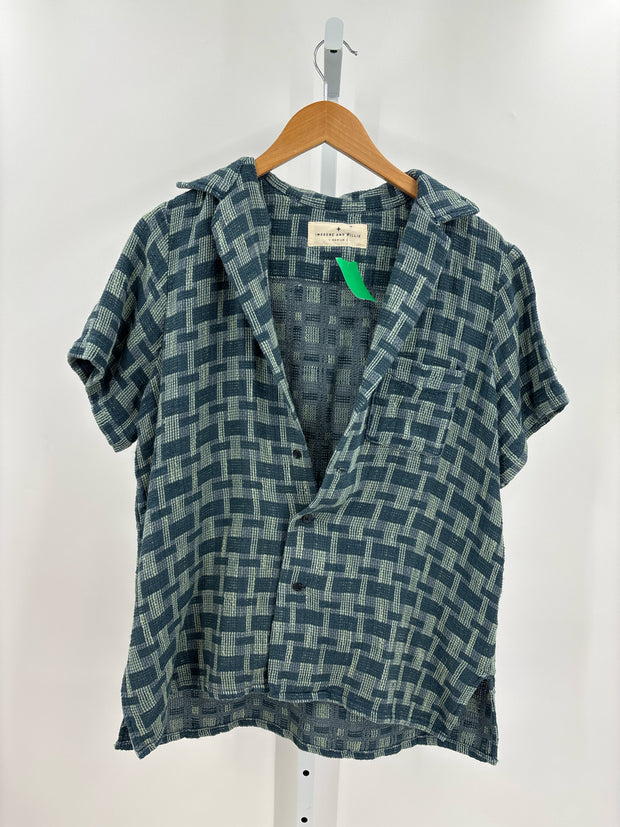 Size M Shirts (Pre-owned)