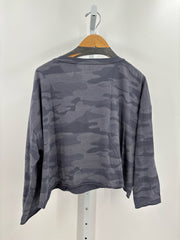 Planet Size One Size Shirts (Pre-owned)