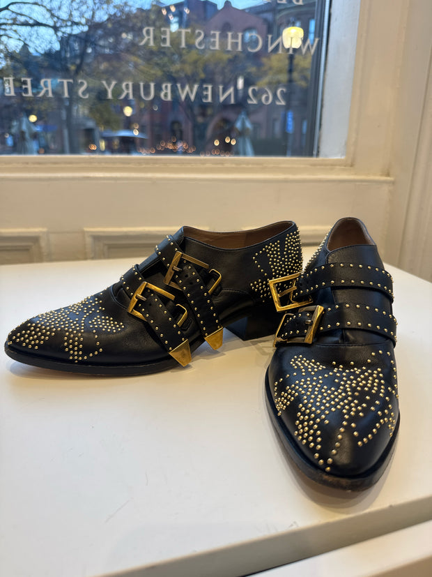 Chloe Size 37.5 Shoes (Pre-owned)