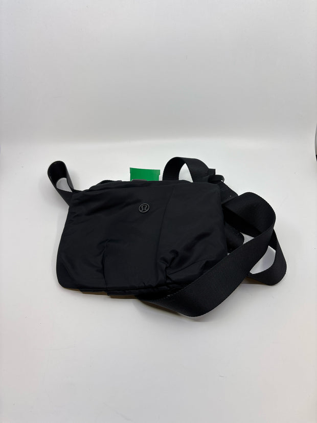 Lululemon Handbags (Pre-owned)