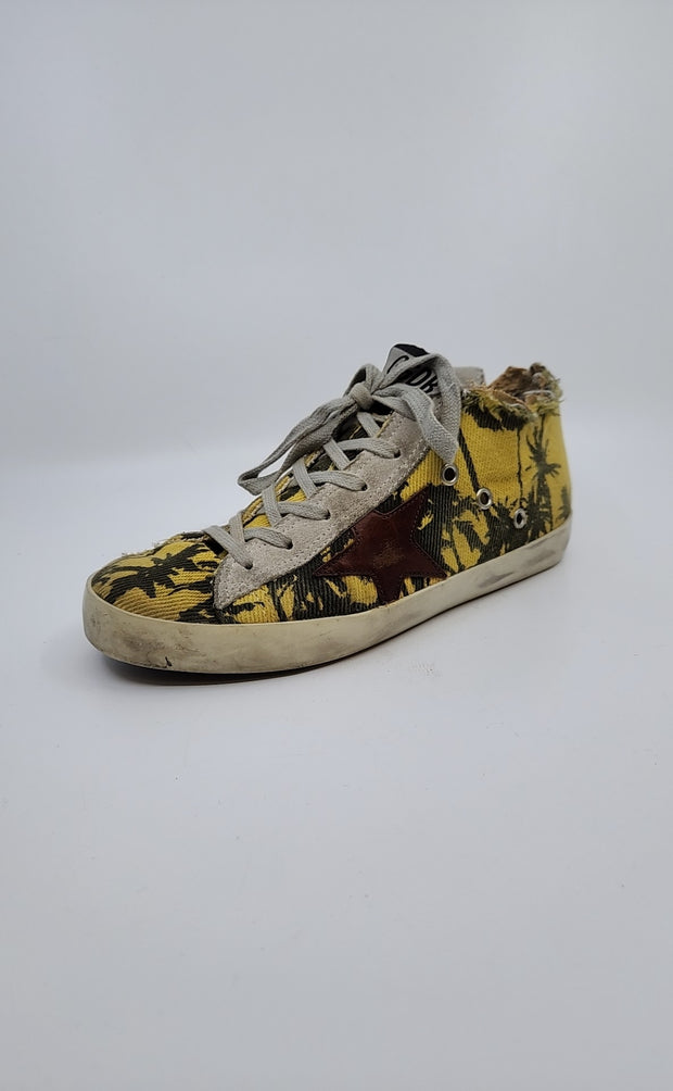 Golden Goose Size 37 Sneakers (Pre-owned)